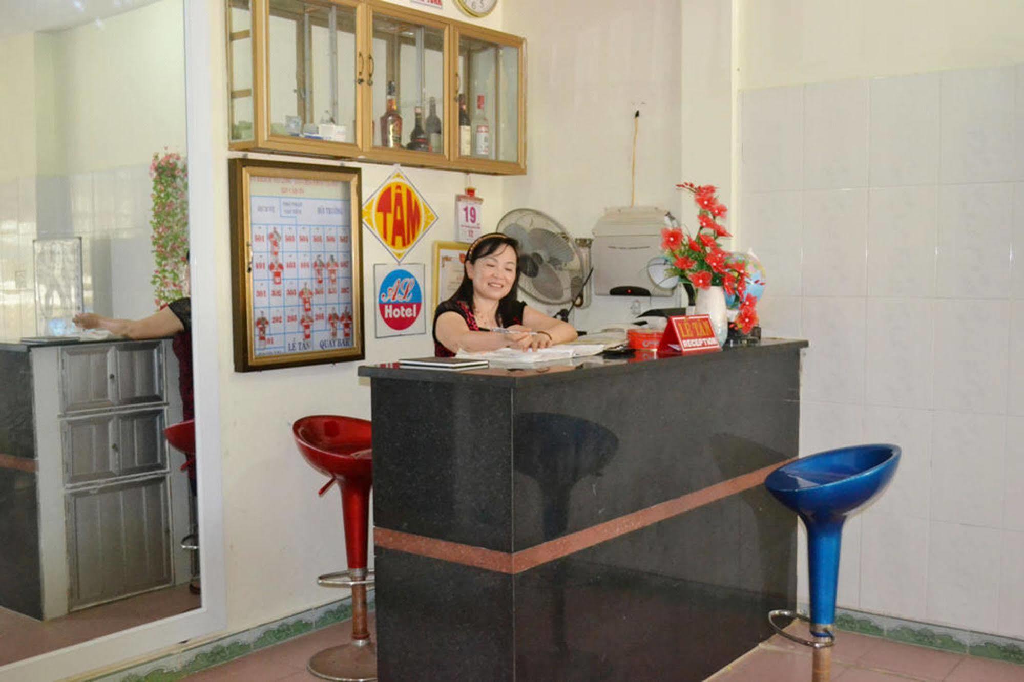 Anh Linh 1 Hotel Dong Hoi Exterior photo