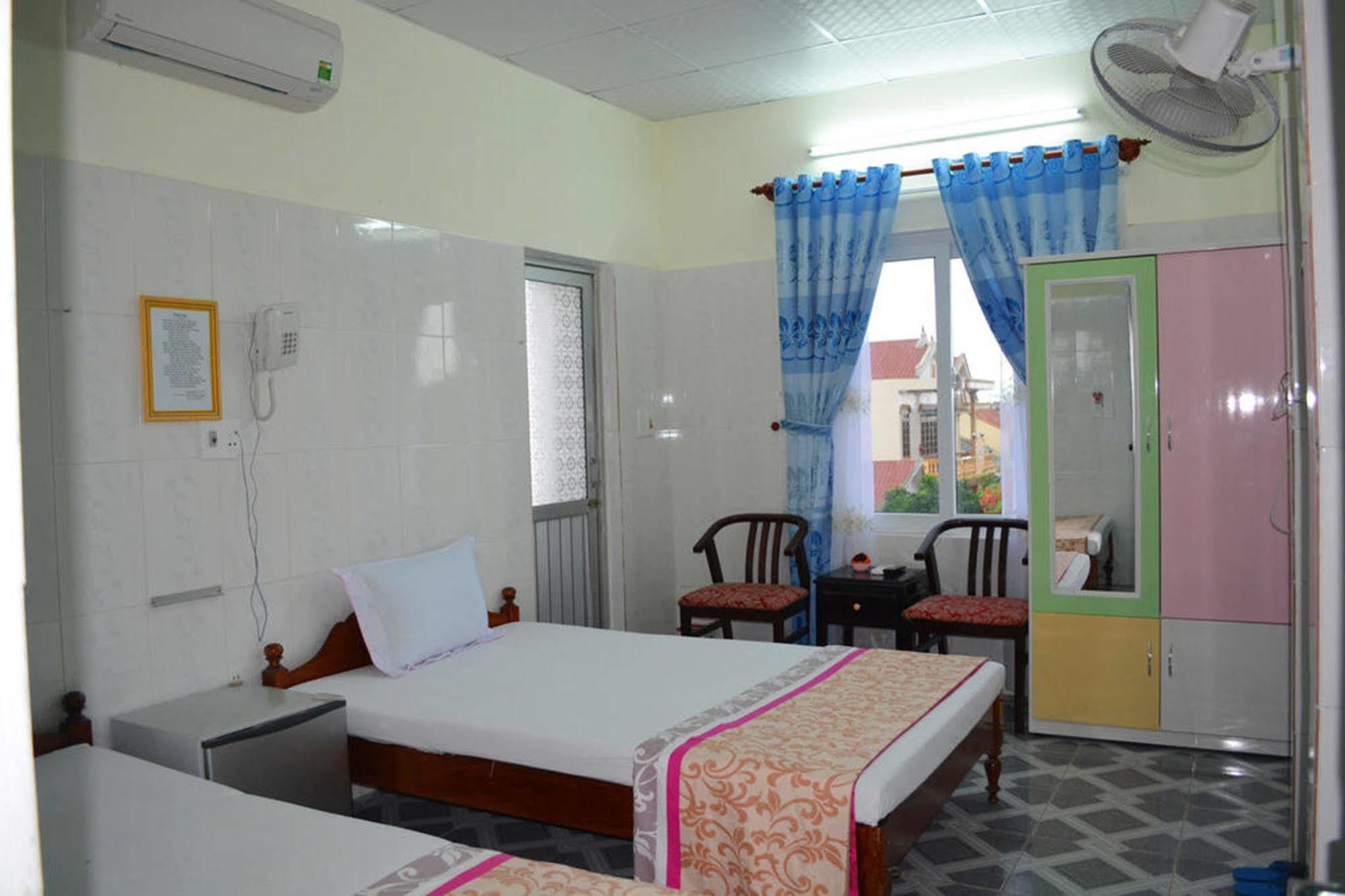 Anh Linh 1 Hotel Dong Hoi Exterior photo