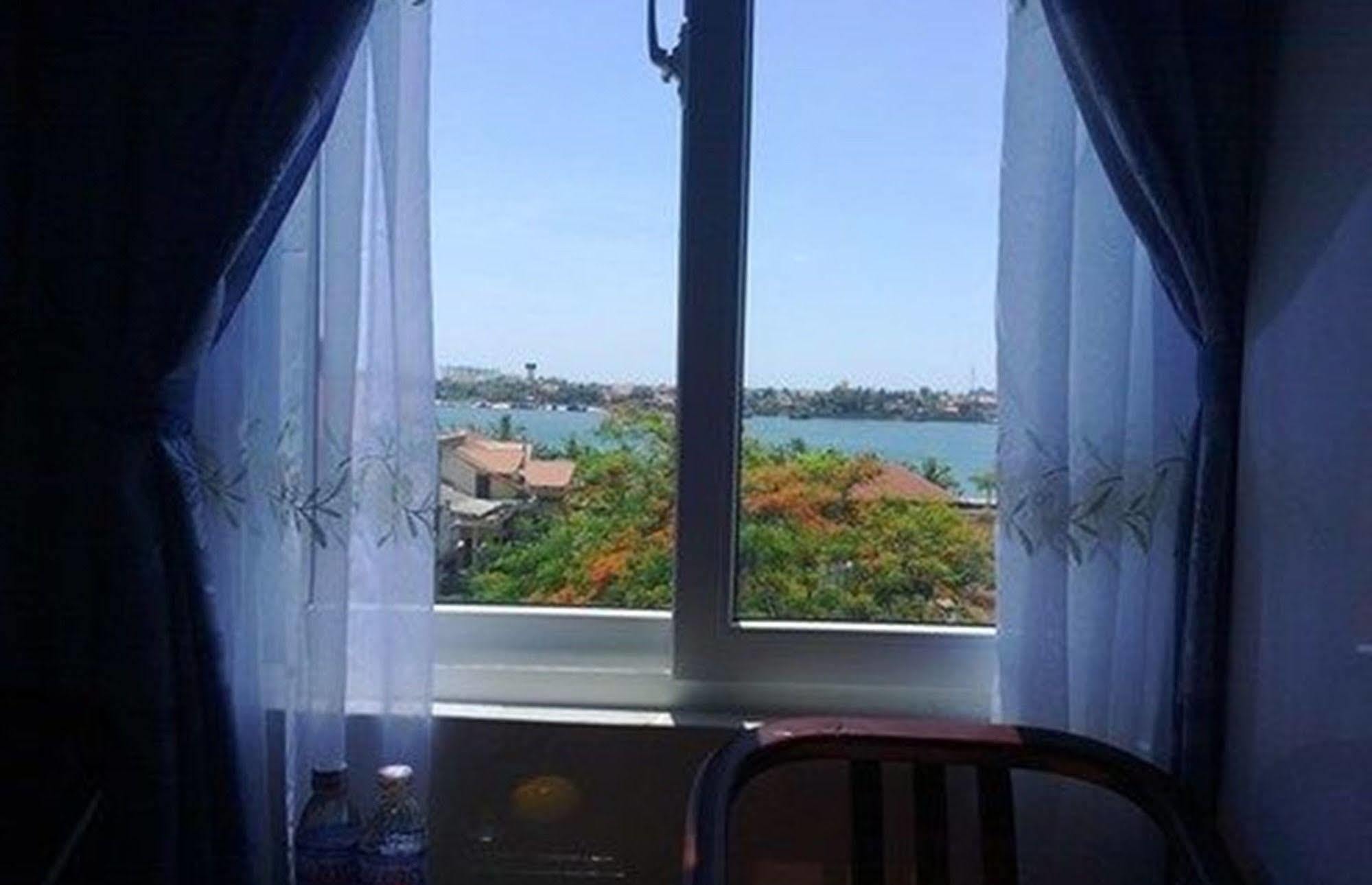 Anh Linh 1 Hotel Dong Hoi Exterior photo